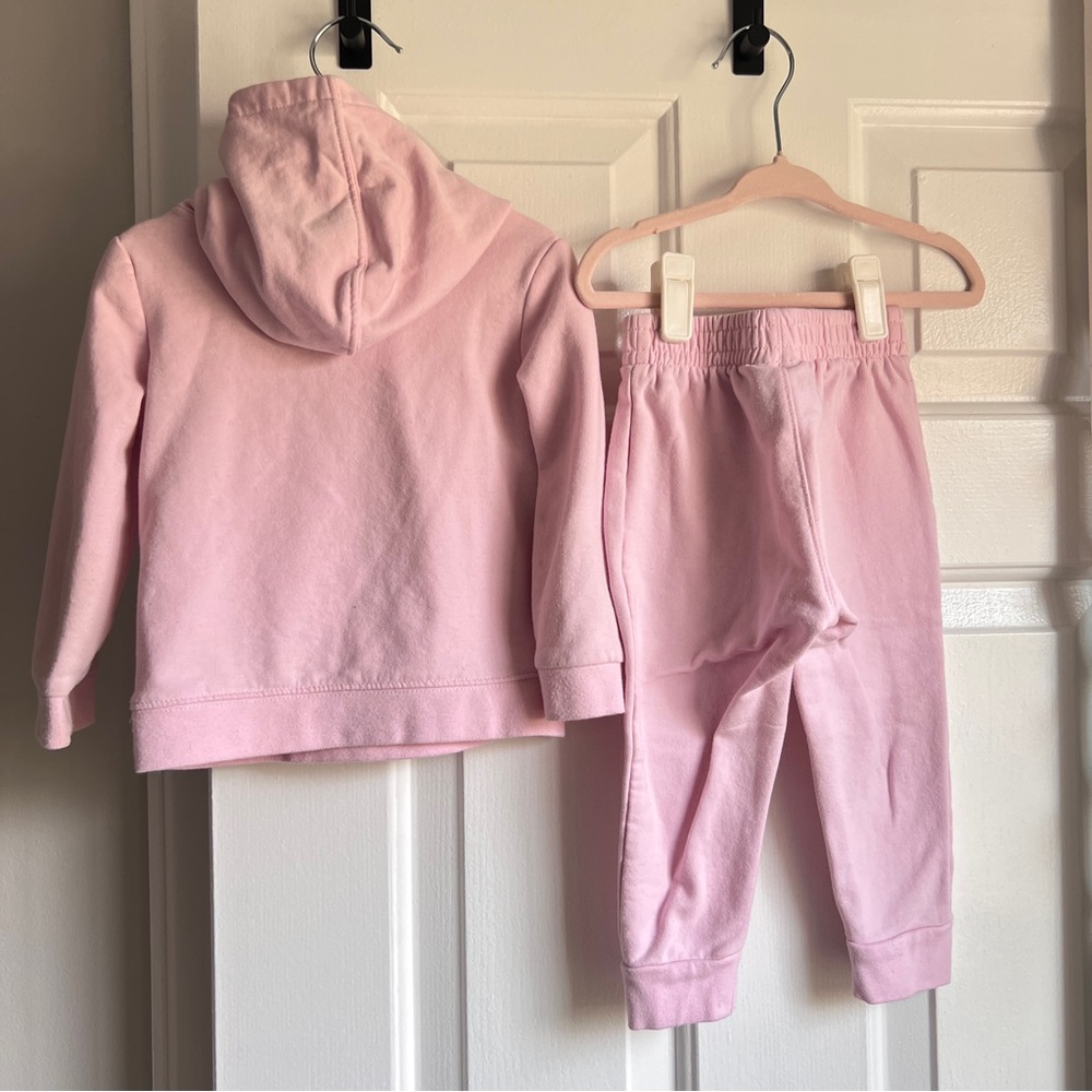 Nike Jordan Pink Girls Hoodie & Jogger Set - Picture 5 of 7